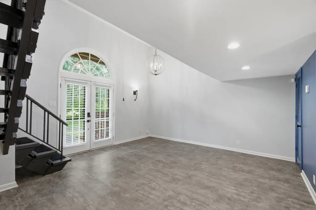 214 Old Hickory Boulevard Nashville TN 37221