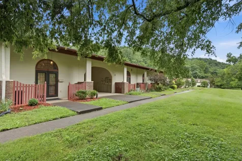 214 Old Hickory Boulevard Nashville TN 37221