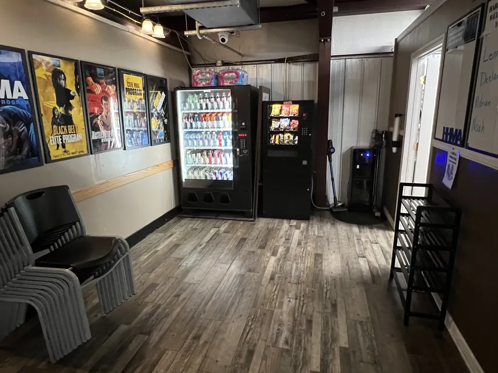 211 Dunbar Cave Road, W Clarksville TN 37043