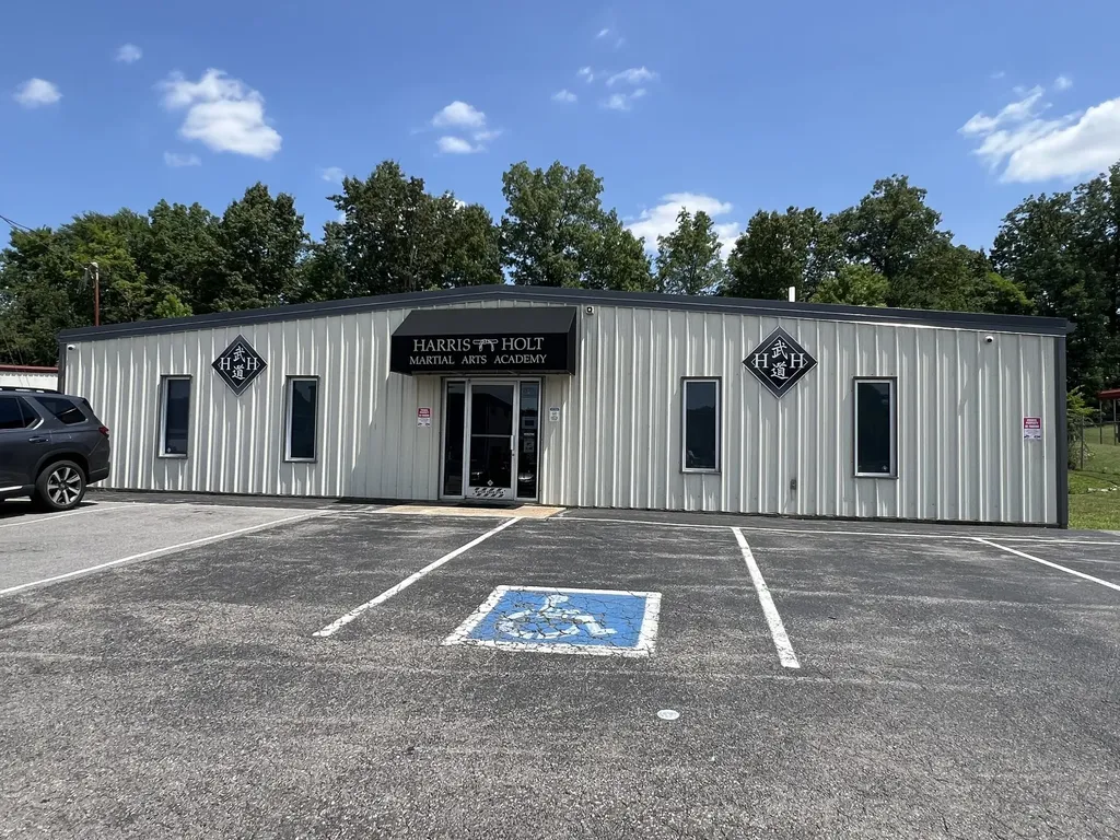 211 Dunbar Cave Road, W Clarksville TN 37043