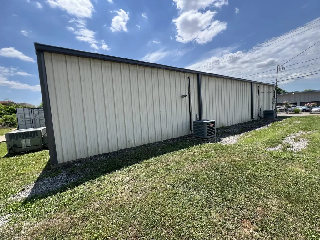 211 Dunbar Cave Road Clarksville TN 37043