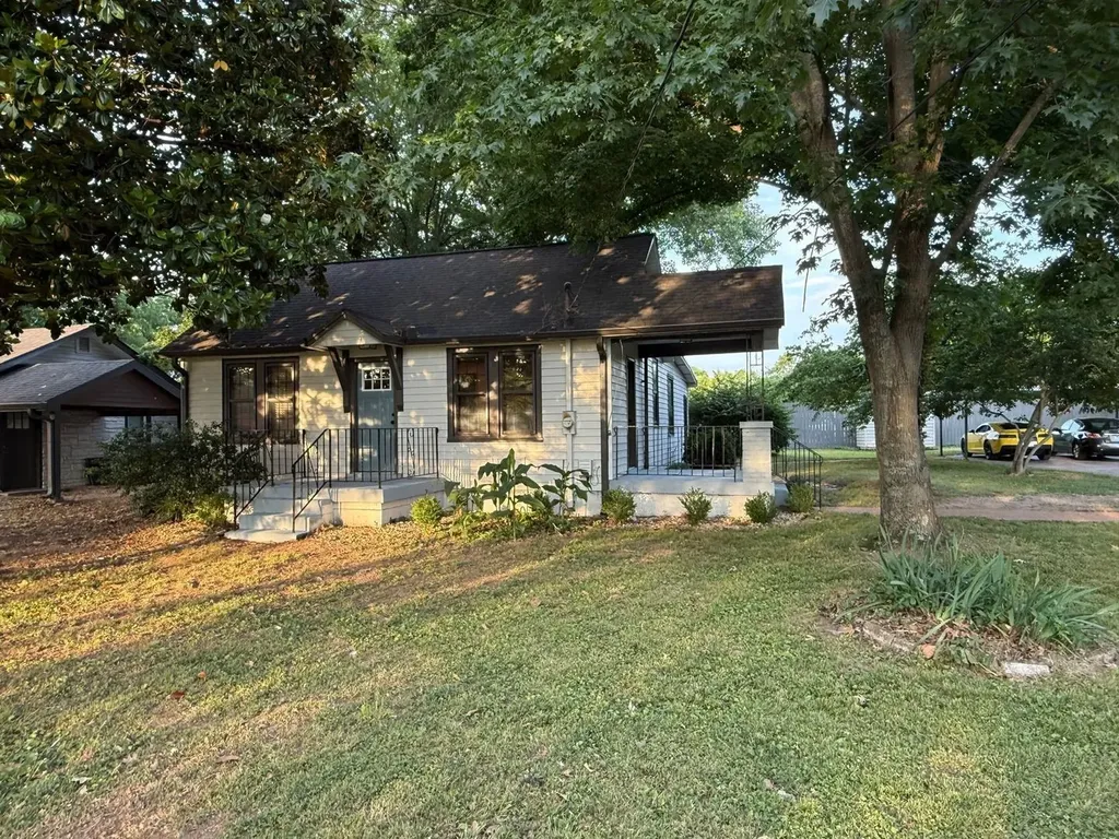 408 Spence Lane Nashville TN 37210