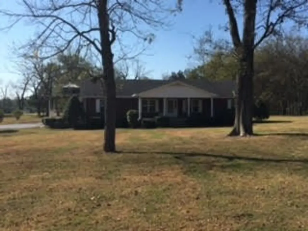7744 Coles Ferry Pike Lebanon TN 37087