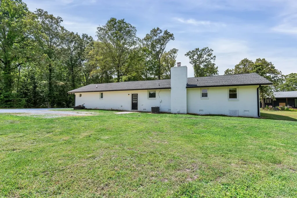4358 New Manchester Highway Tullahoma TN 37388