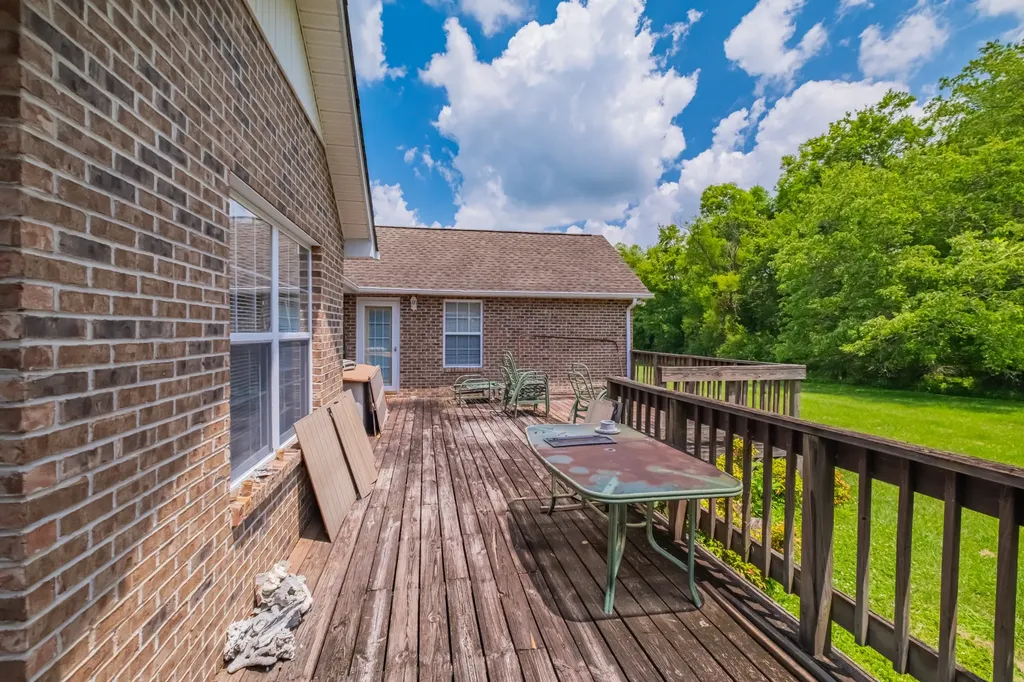 537 Big Oak Drive Manchester TN 37355