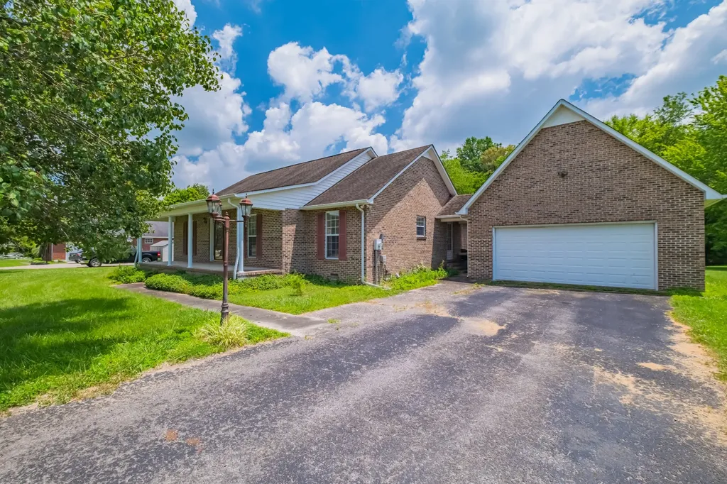 537 Big Oak Drive Manchester TN 37355