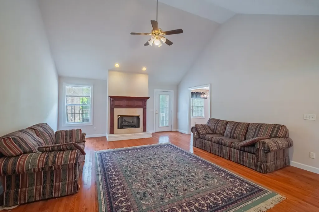 537 Big Oak Drive Manchester TN 37355