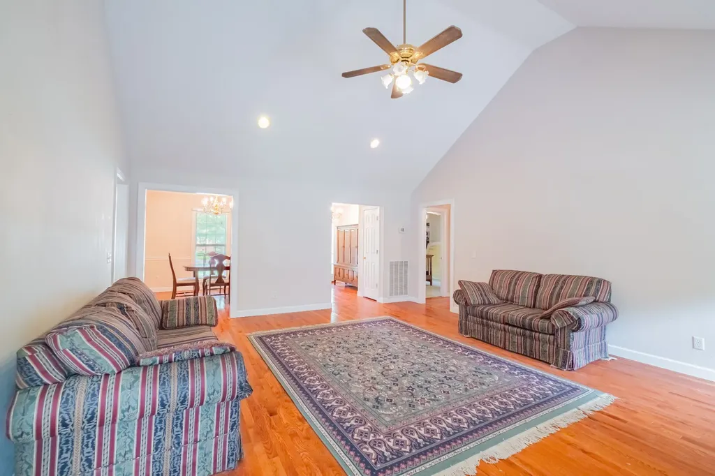537 Big Oak Drive Manchester TN 37355