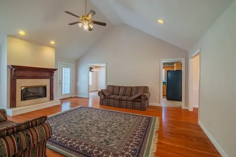 537 Big Oak Drive Manchester TN 37355