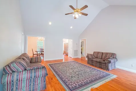 537 Big Oak Drive Manchester TN 37355