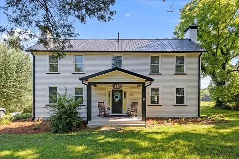 1030 Upper Creek Road Vanleer TN 37181