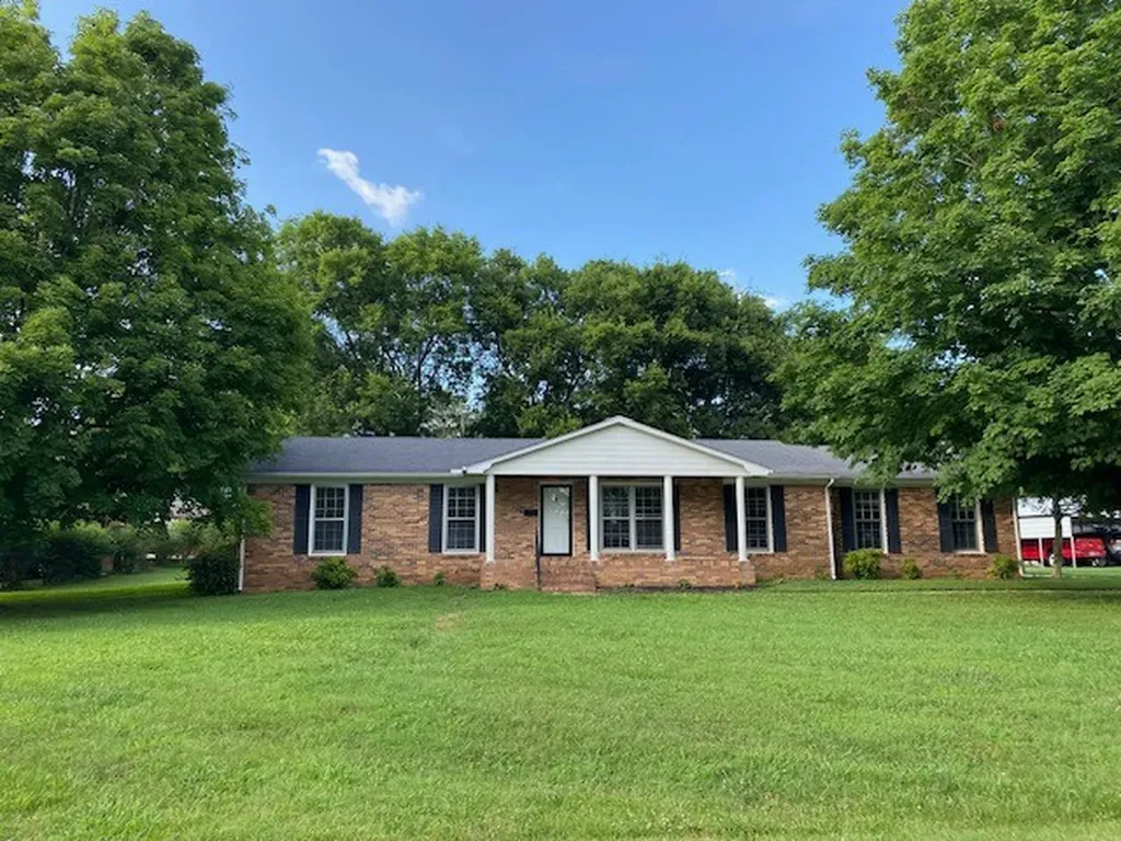968 Galloway Street Lewisburg TN 37091