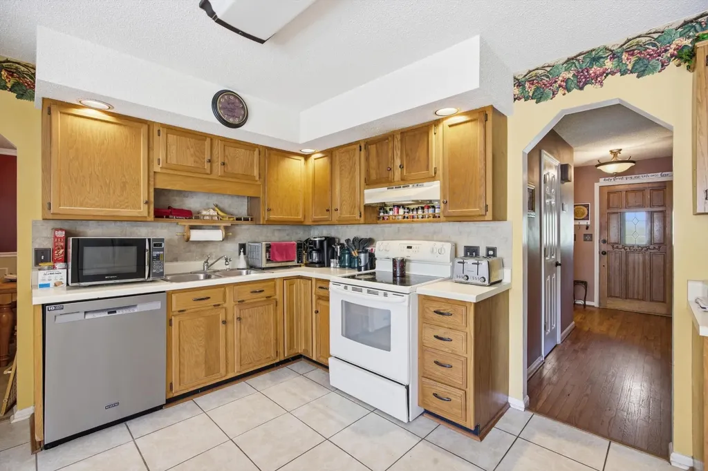 7118 Hunter Forrest Drive Harrison TN 37341