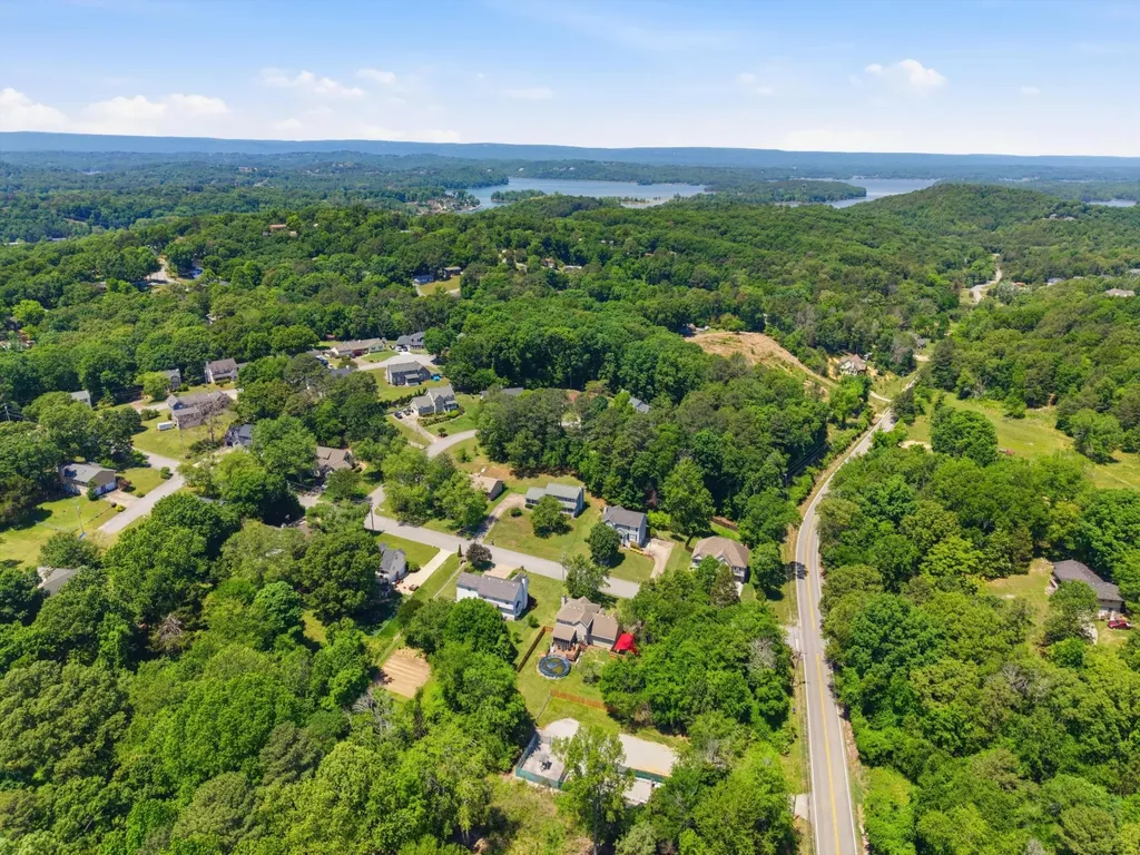 7118 Hunter Forrest Drive Harrison TN 37341