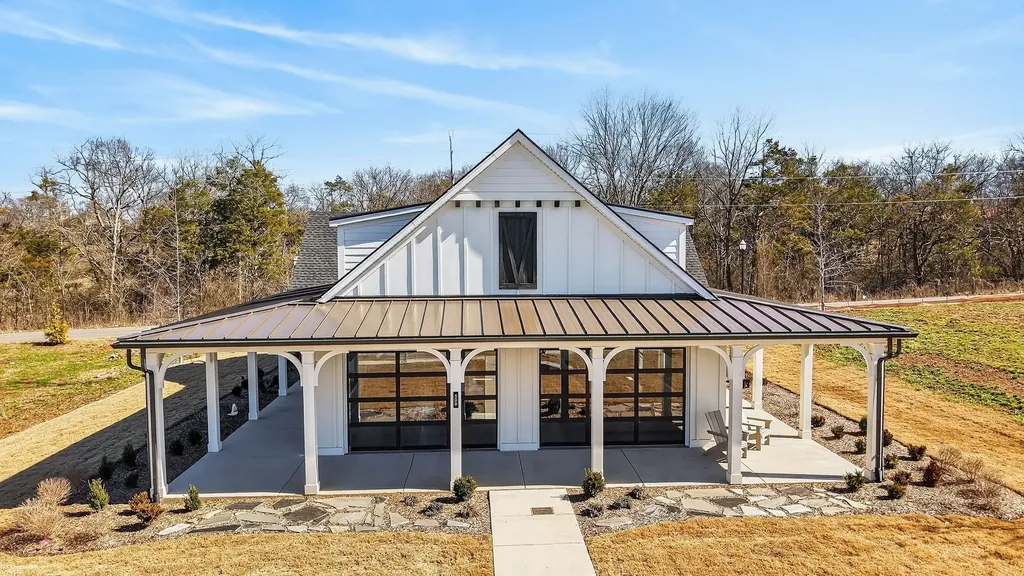 145 Dameron Drive Hendersonville TN 37075