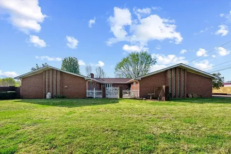 4018 Trotwood Avenue Columbia TN 38401
