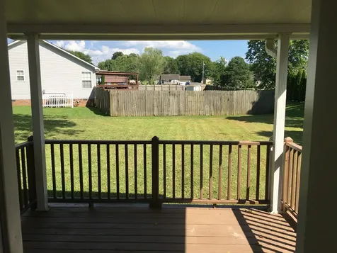 2012 Stafford Drive Columbia TN 38401
