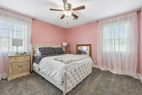 208 Western Avenue Hartsville TN 37074
