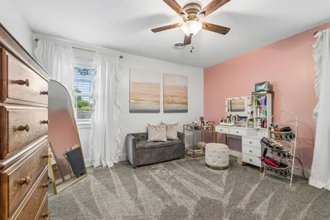 208 Western Avenue Hartsville TN 37074
