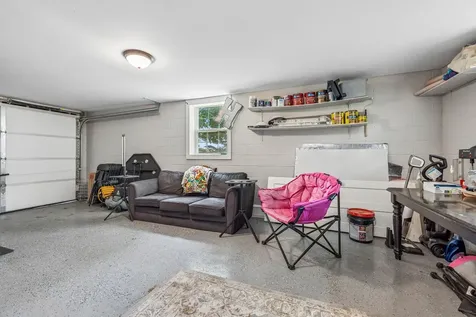 208 Western Avenue Hartsville TN 37074
