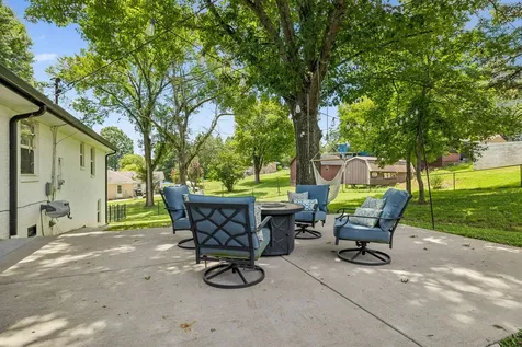 208 Western Avenue Hartsville TN 37074