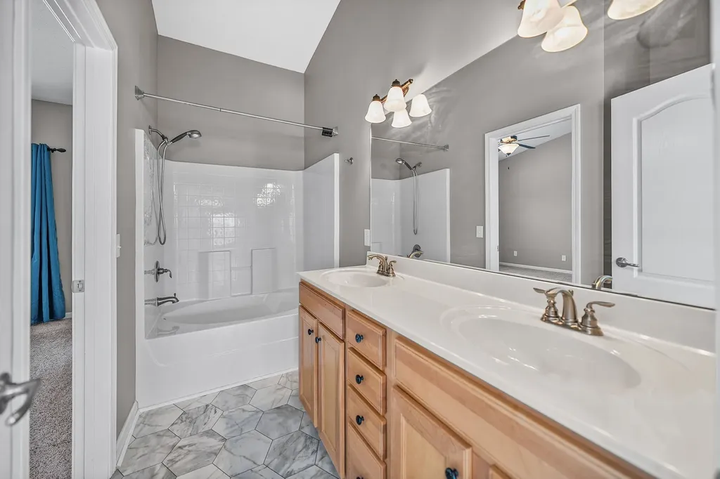 101 Whitman Crossing Clarksville TN 37043