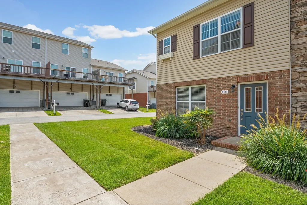 101 Whitman Crossing Clarksville TN 37043