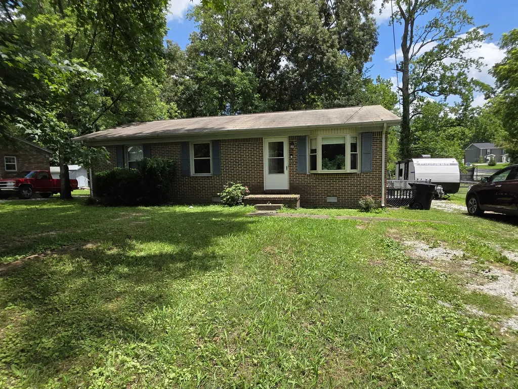 929 S Franklin Street Tullahoma TN 37388