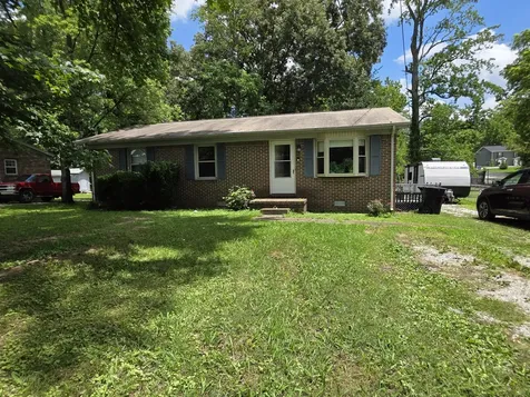 929 S Franklin Street Tullahoma TN 37388