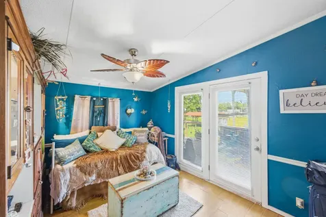 869 Riverview Drive Decaturville TN 38329