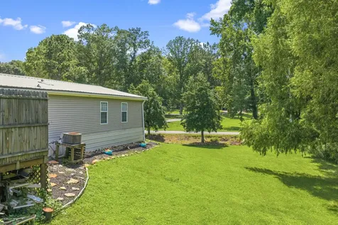 869 Riverview Drive Decaturville TN 38329