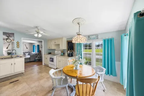 869 Riverview Drive Decaturville TN 38329