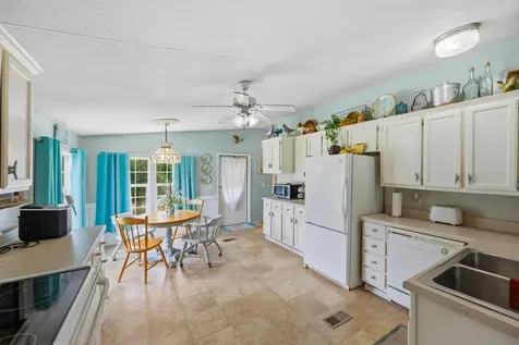 869 Riverview Drive Decaturville TN 38329