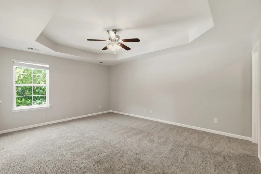 104 Check Court Smyrna TN 37167