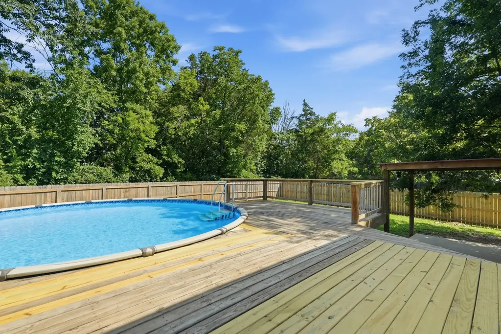 104 Check Court Smyrna TN 37167