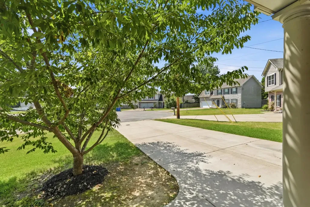 104 Check Court Smyrna TN 37167