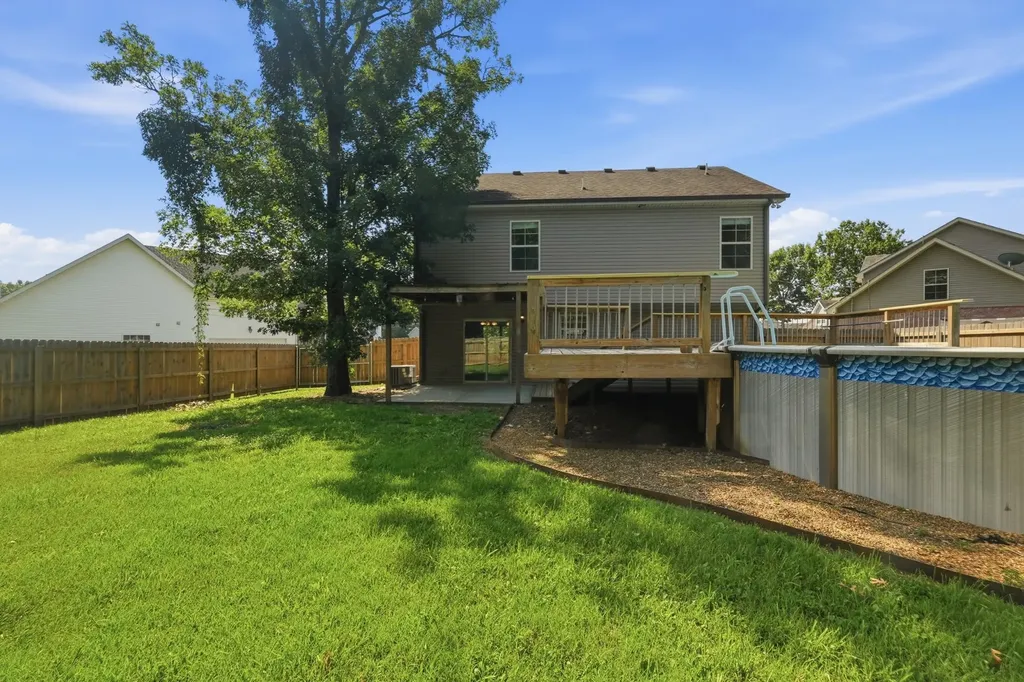 104 Check Court Smyrna TN 37167