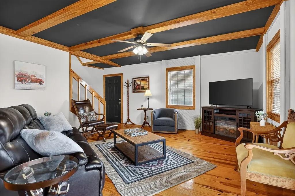 446 Oak Drive Smithville TN 37166