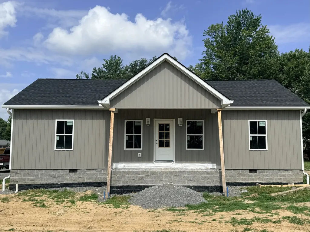 851 Anthony Avenue Smithville TN 37166