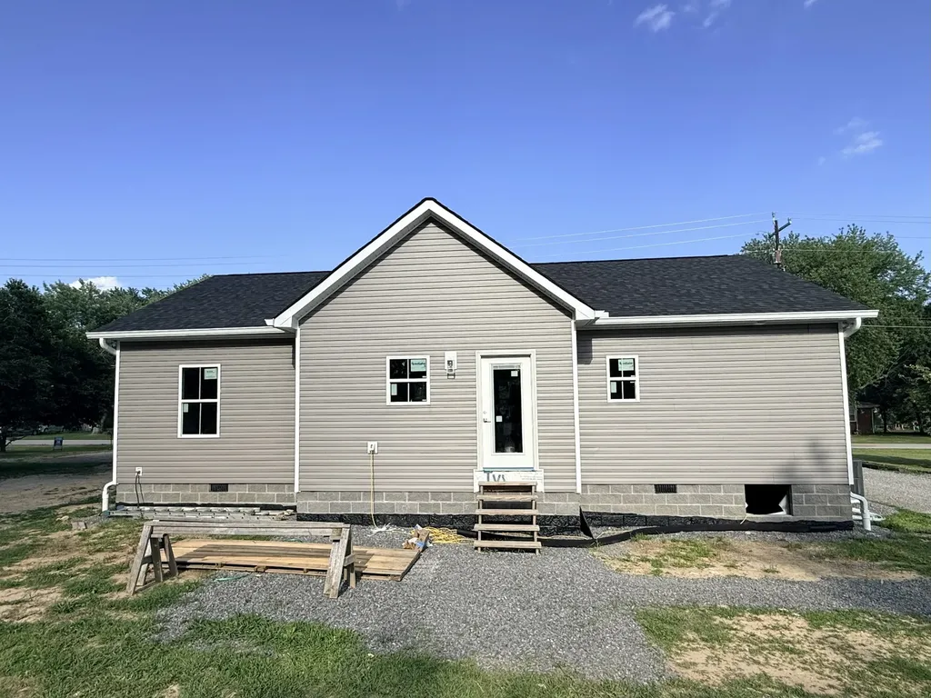 851 Anthony Avenue Smithville TN 37166