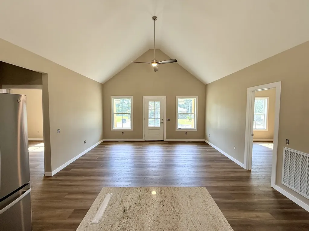 851 Anthony Avenue Smithville TN 37166
