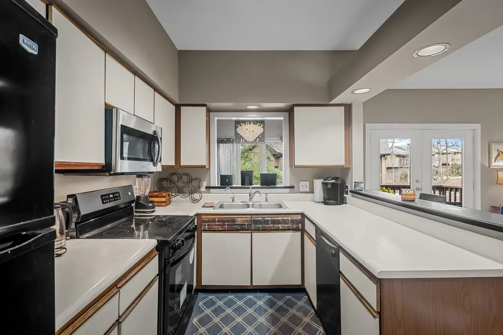 708 Harpeth Trace Drive Nashville TN 37221