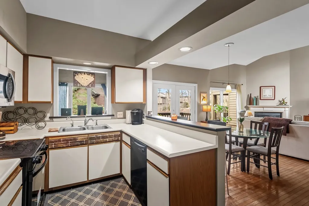 708 Harpeth Trace Drive Nashville TN 37221