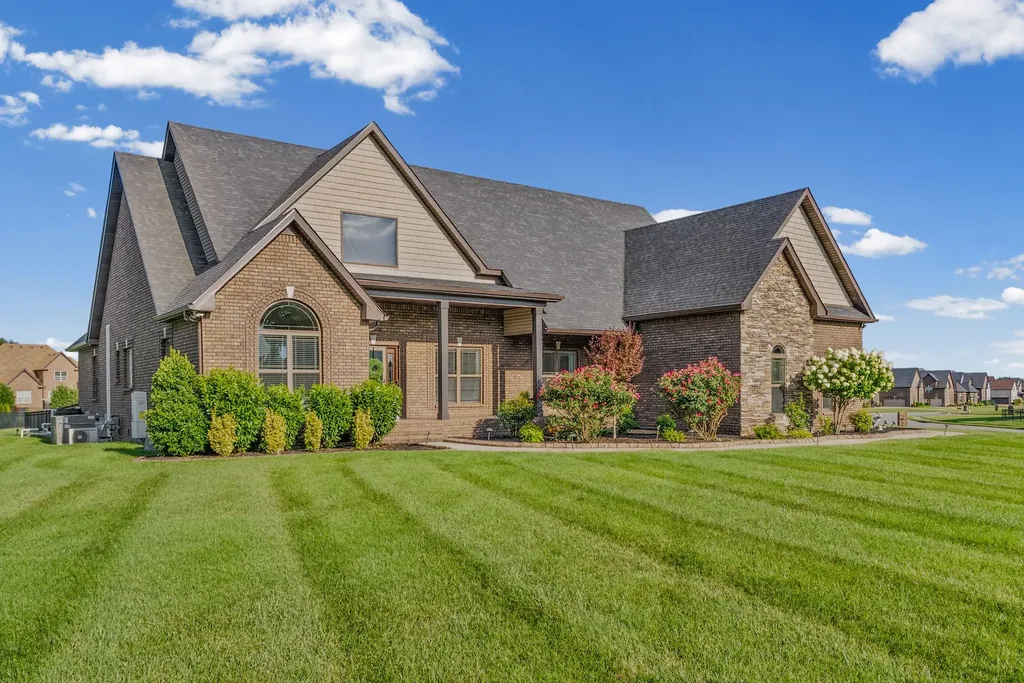 3000 Hartley Drive Clarksville TN 37043