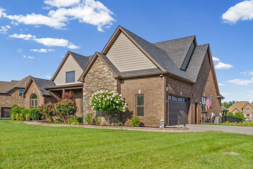 3000 Hartley Drive Clarksville TN 37043
