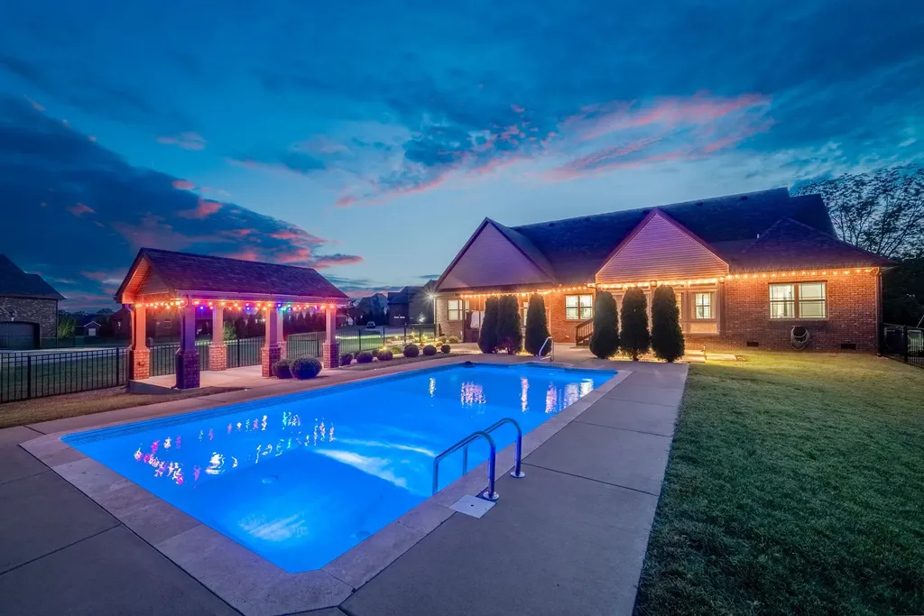 3000 Hartley Drive Clarksville TN 37043