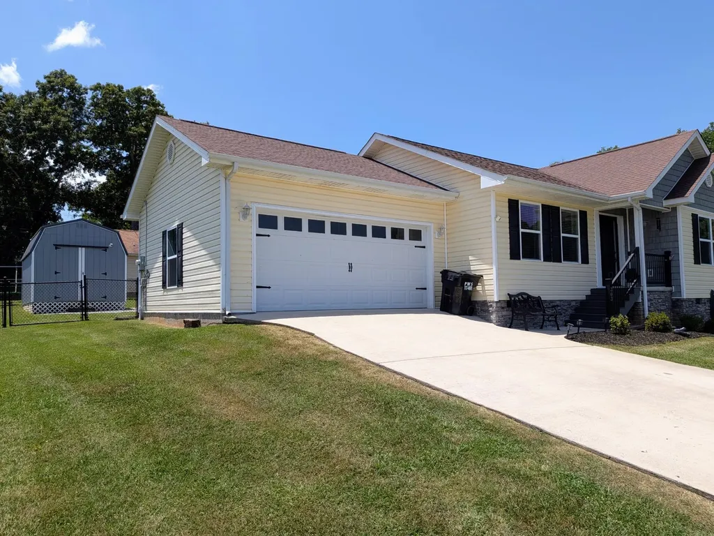 303 Foothills Drive Dayton TN 37321