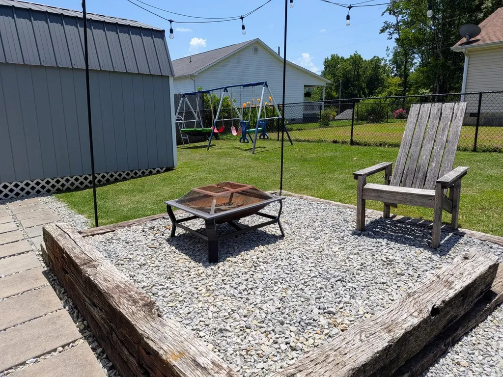 303 Foothills Drive Dayton TN 37321