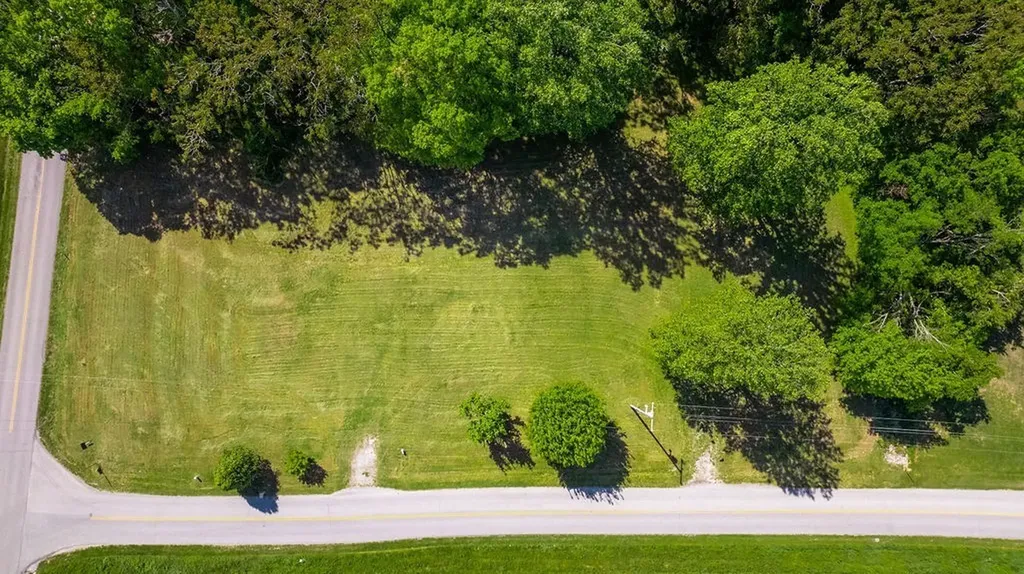 105 Riggs Road Portland TN 37148
