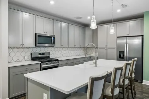 141 Saundersville Road Hendersonville TN 37075